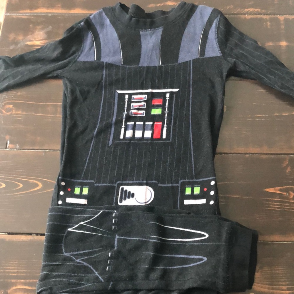 Disney Star Wars Darth Vader pajama pant set, size 6